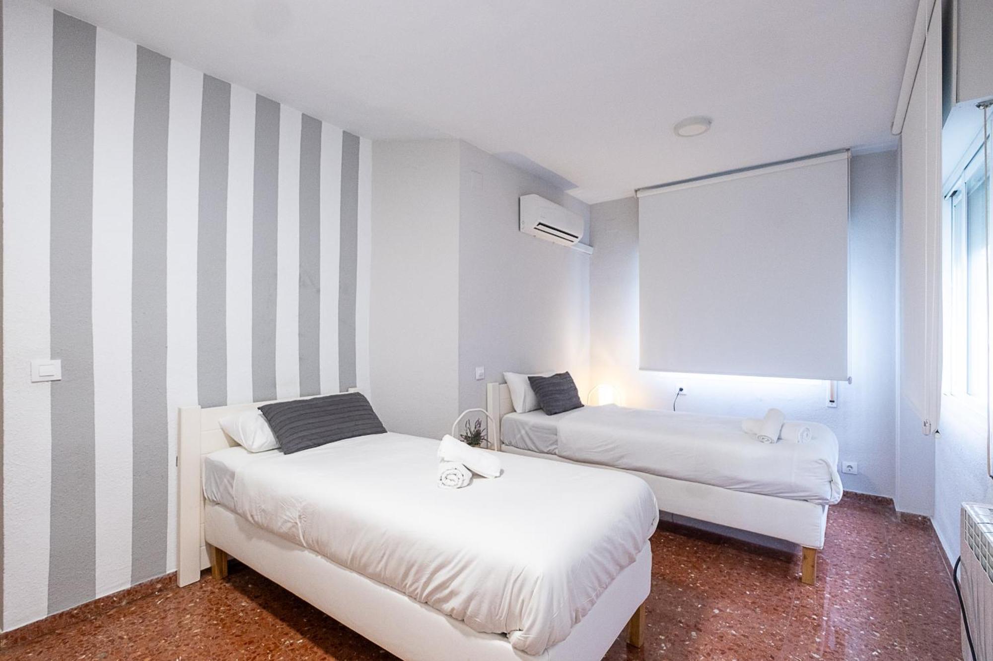 Apartamento New Folch Sevilla A Exteriör bild